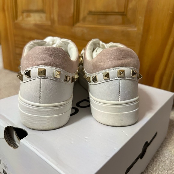 ALDO Prigolia sneaker size 7.5 in good condition - Picture 6 of 8